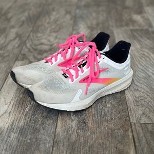 Brooks Women’s Launch 9 Neutral Running Shoe